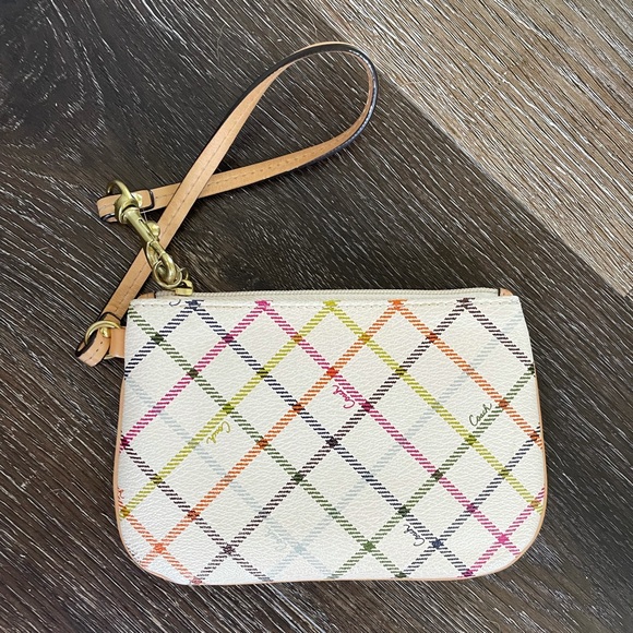 Coach wristlet - Picture 2 of 4